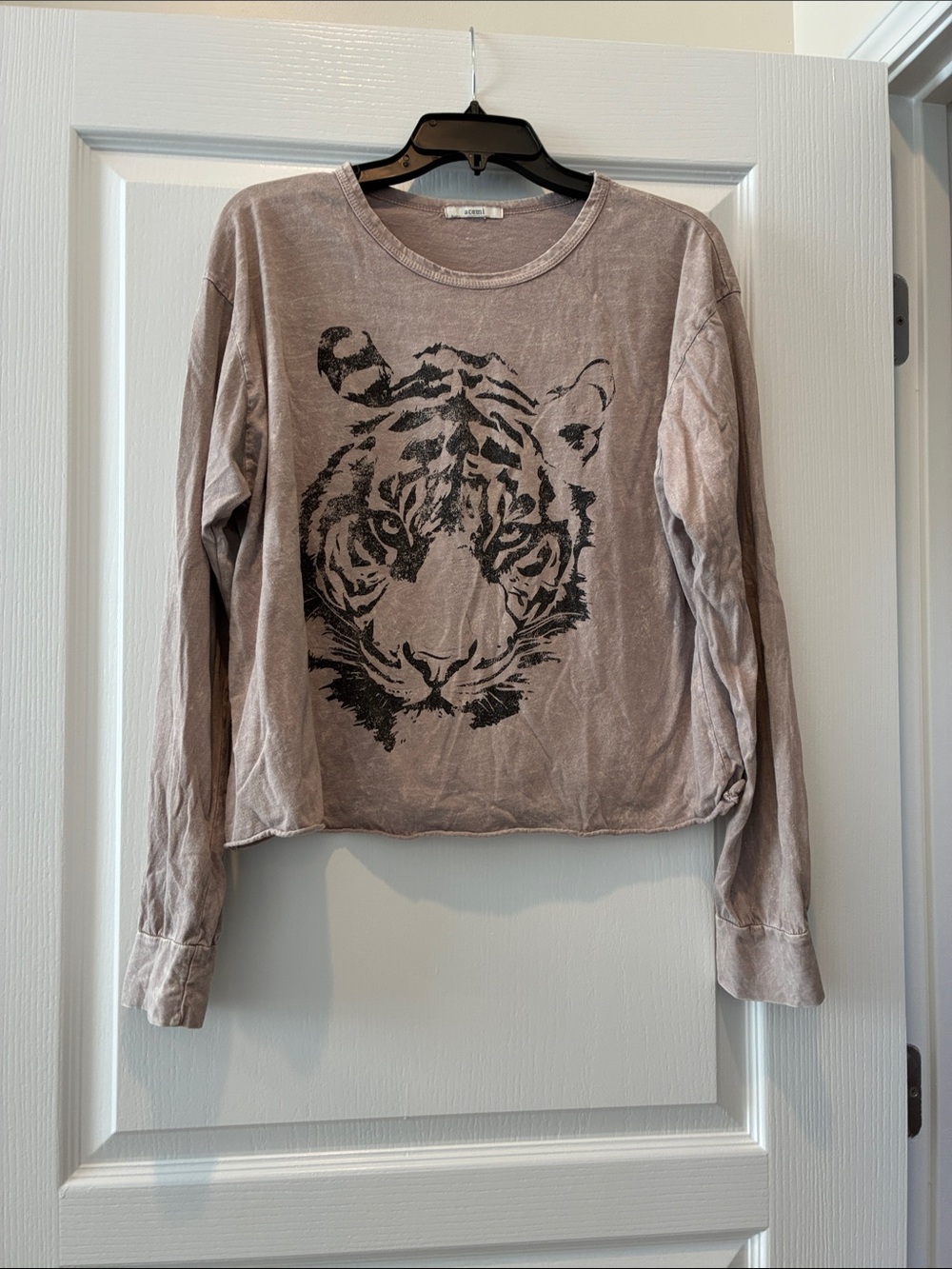 Acemi Taupe Crewneck with Black Tiger Graphic